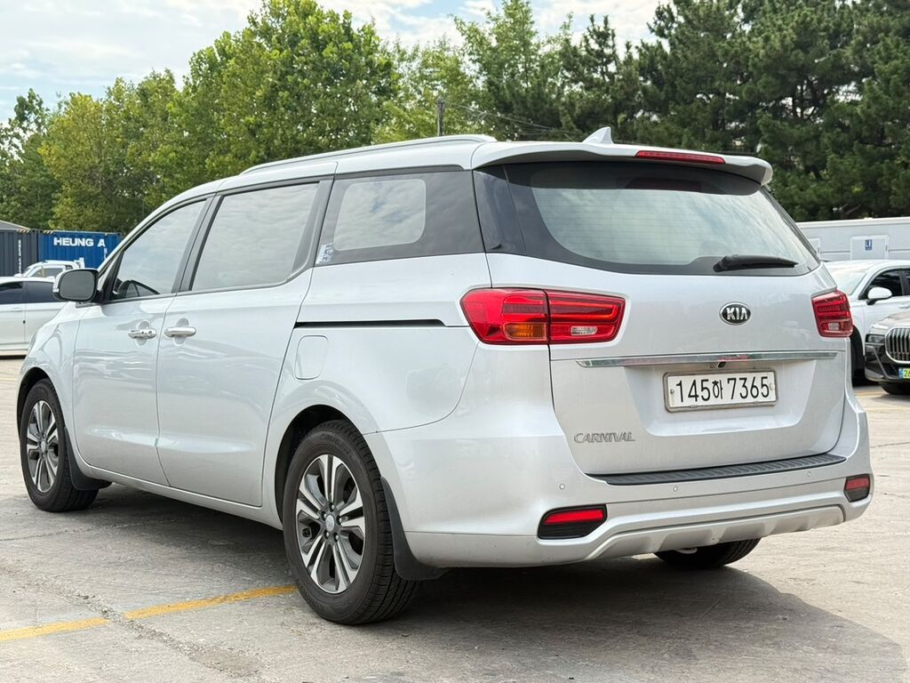 Kia Carnival: 2020 г., 2.2 л, Автомат, Дизель, Минивэн: фото 6