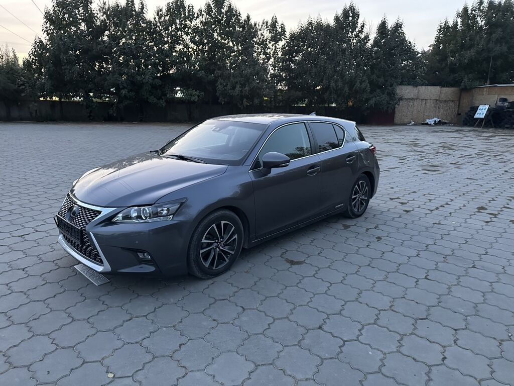 Lexus CT: 2019 г., 1.8 л, Автомат, Гибрид, Хэтчбэк: фото 2