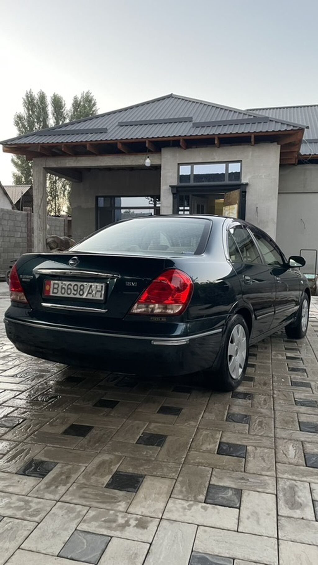 Nissan Bluebird: 2003 г., 1.8 л, Автомат, Бензин, Седан: фото 2