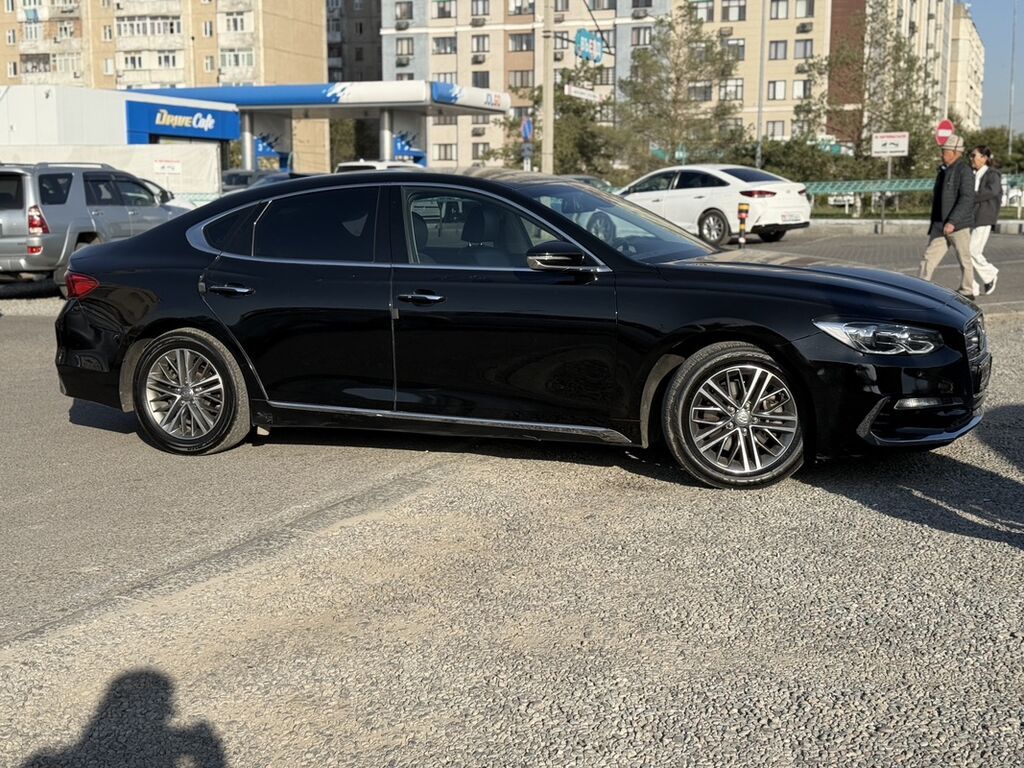 Hyundai Grandeur: 2019 г., 3 л, Автомат, Газ, Седан: фото 3