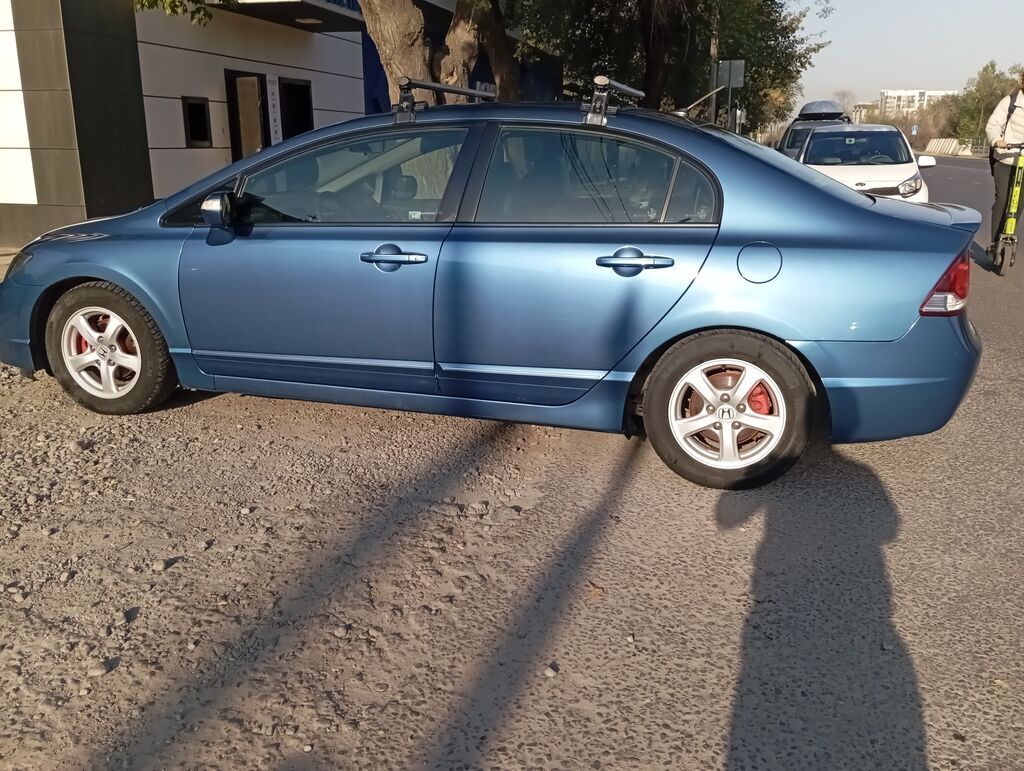 Honda Civic: 2008 г., 1.3 л, Вариатор, Бензин, Седан: фото 4