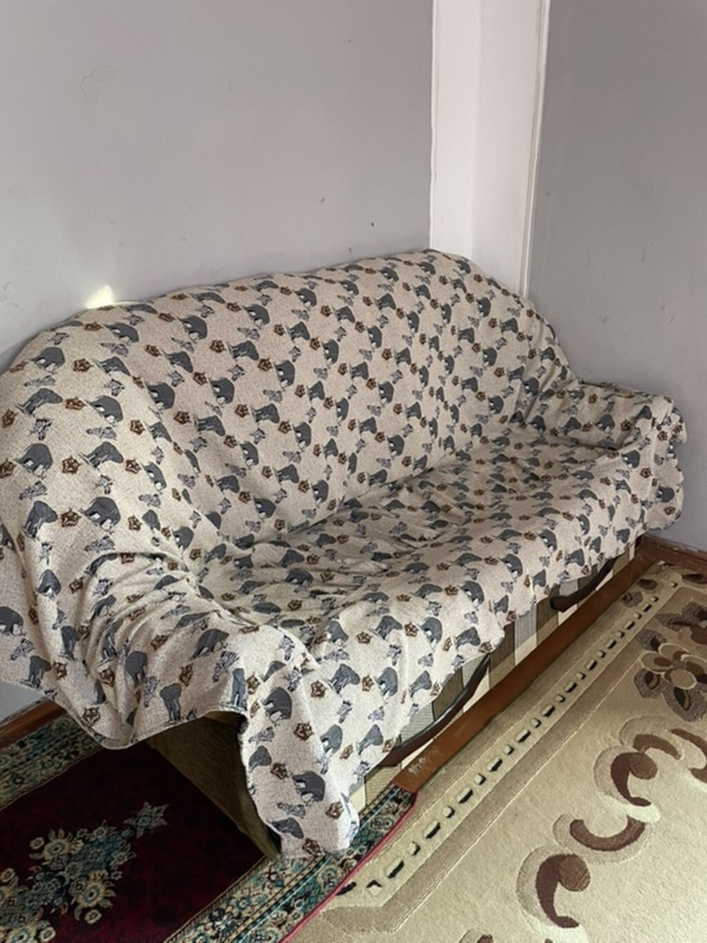 Sentralni bineqedi, bineqedi vaenkomatinin arxasi, 3 cu medende 2