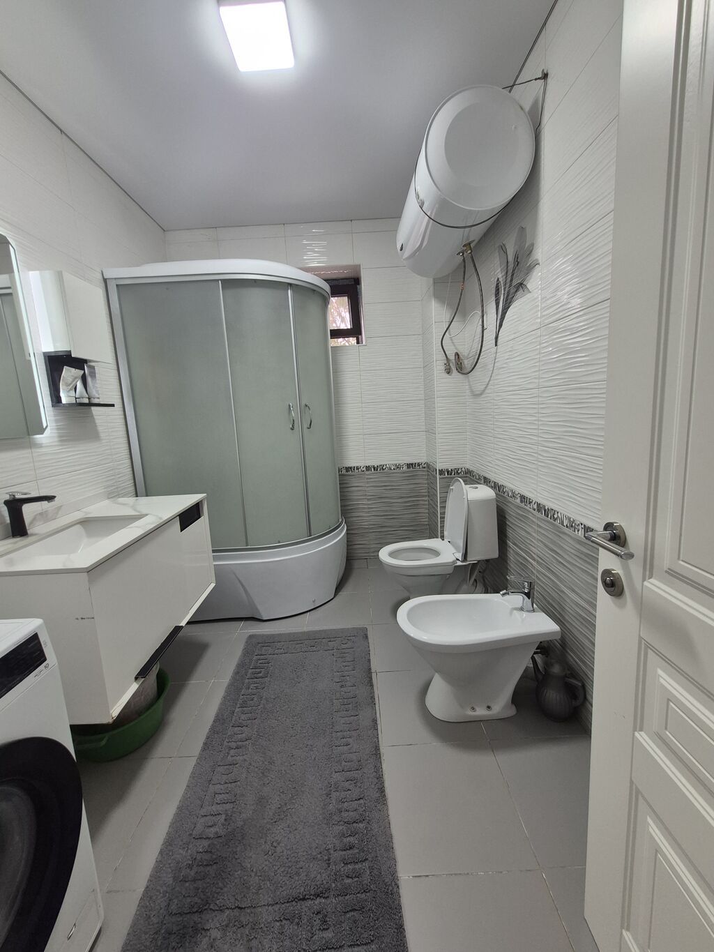 6 комнат, 220 м², 5 соток, Бишкек, Кок-Жар ж/м Риэлтор: фото 6