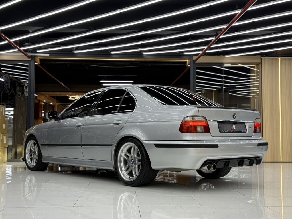 BMW 5 series: 2003 г., 3 л, Автомат, Бензин, Седан: фото 4