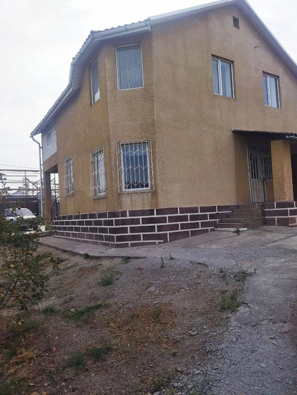 5 комнат, 142 м², 5 соток, Бишкек, Ак-Ордо 1 ж/м Агентство недвижимости
