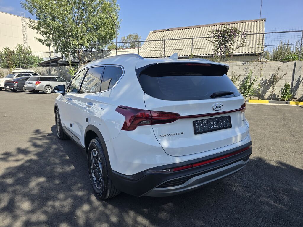 Hyundai Santa Fe: 2021 г., 1.6 л, Автомат, Гибрид, Кроссовер: фото 4