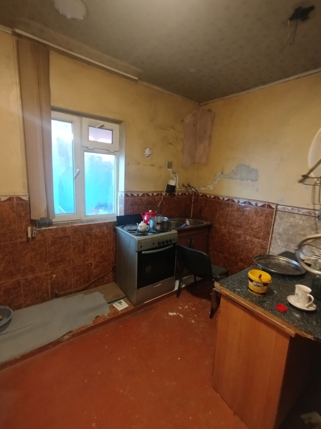 3 otaqlı, 70 kv. m, Kredit yoxdur, Orta təmir