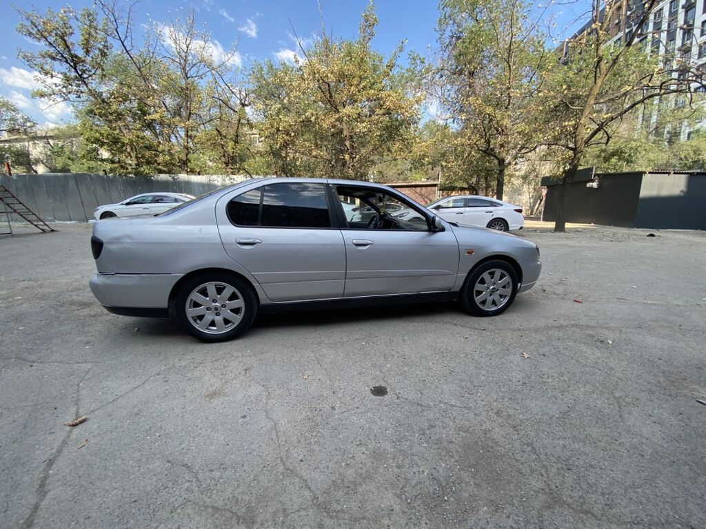 Nissan Primera: 2000 г., 1.8 л, Автомат, Бензин, Седан: фото 2