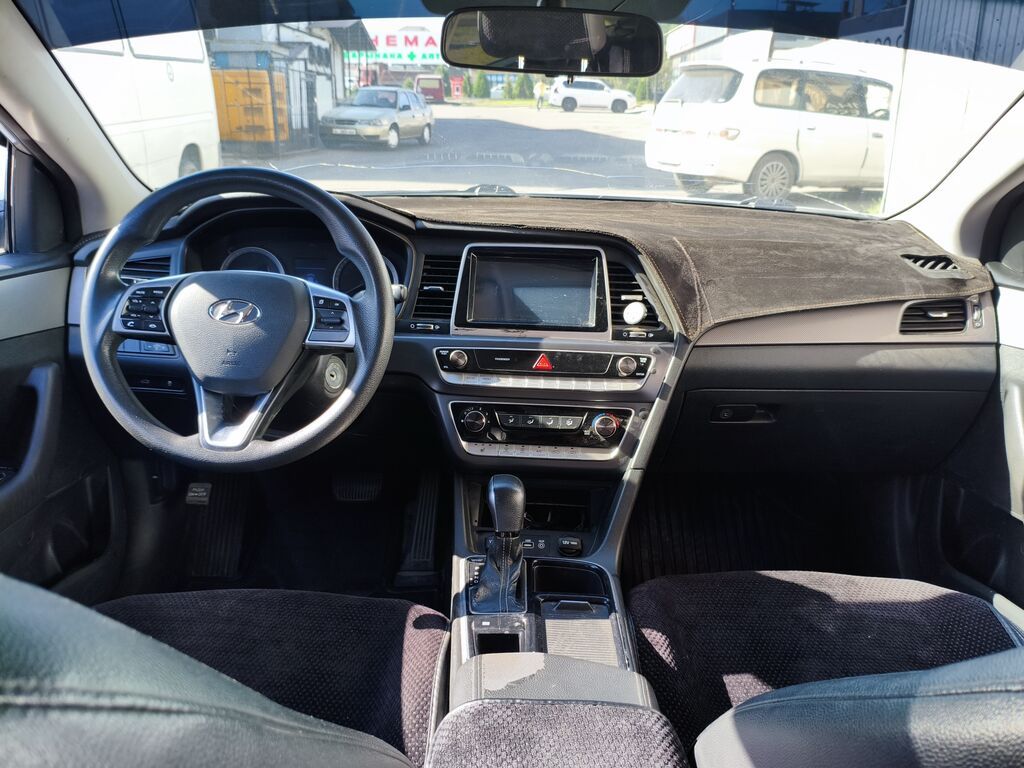 Hyundai Sonata: 2018 г., 2 л, Автомат, Газ, Седан: фото 6