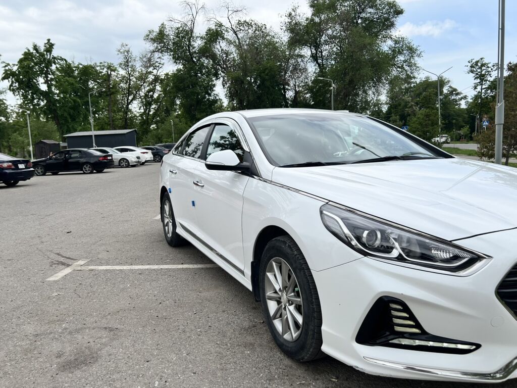 Hyundai Sonata: 2018 г., 2 л, Автомат, Бензин, Седан: фото 2