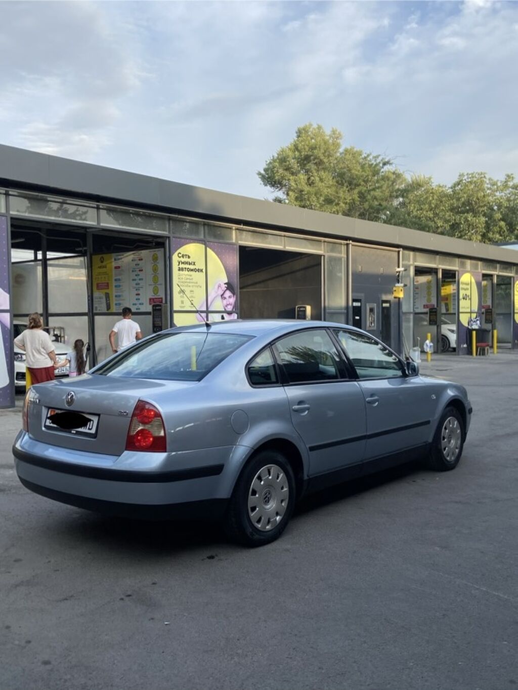 Volkswagen Passat: 2001 г., 2 л, Механика, Бензин, Седан: фото 8