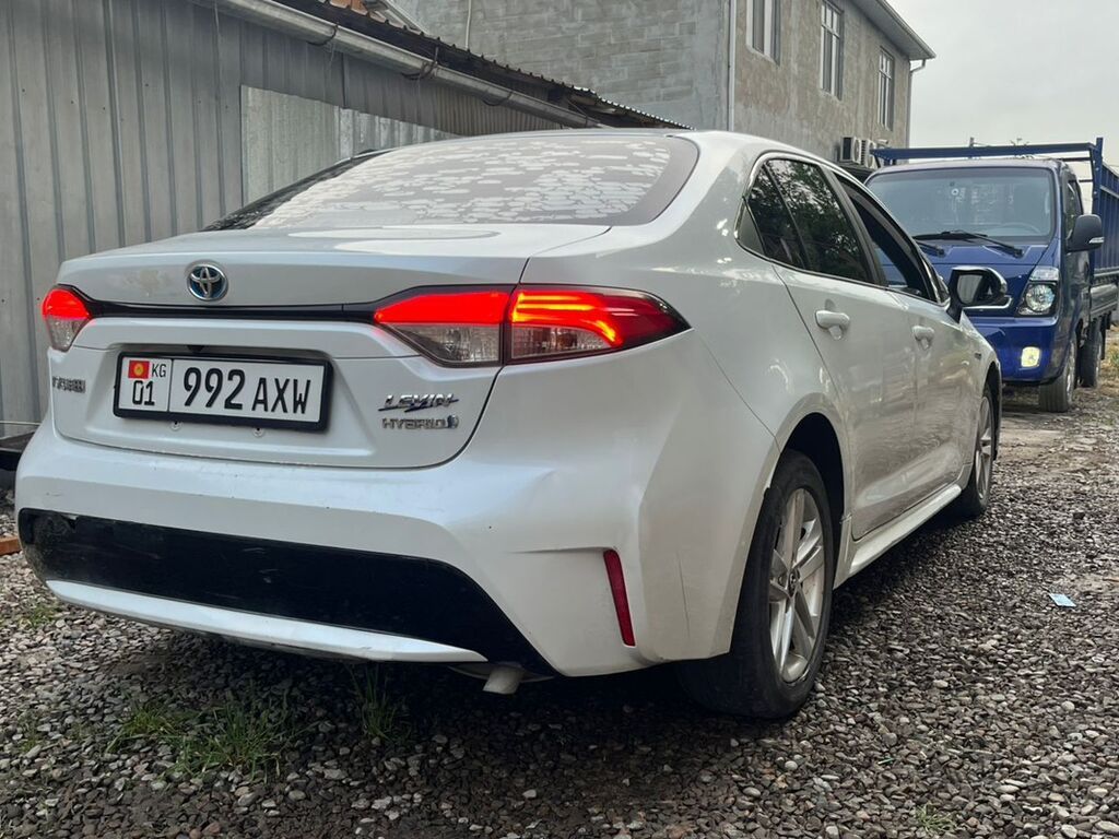 Toyota Levin: 2020 г., 1.8 л, Вариатор, Гибрид, Седан: фото 3