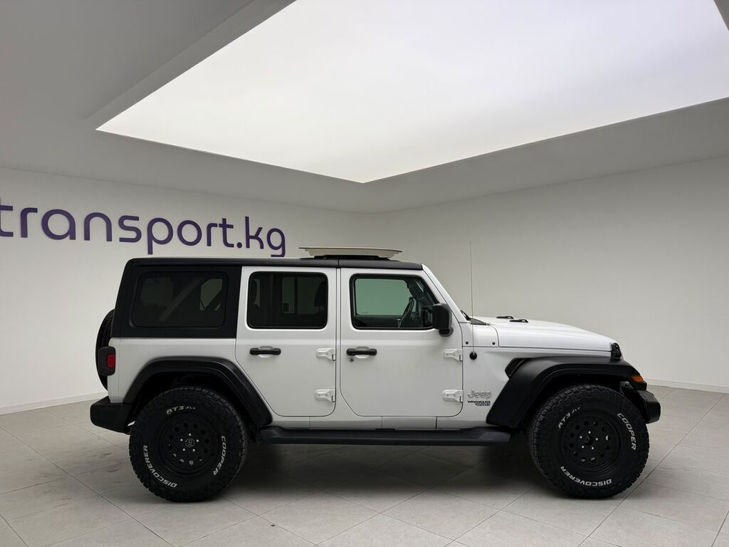 Jeep Wrangler: 2021 г., 2 л, Автомат, Бензин, Внедорожник: фото 8