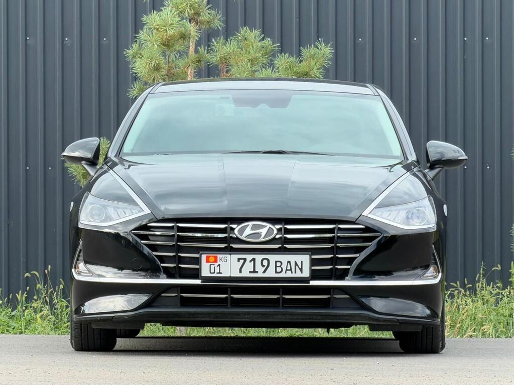 Hyundai Sonata: 2022 г., 2 л, Автомат, Газ, Седан: фото 1