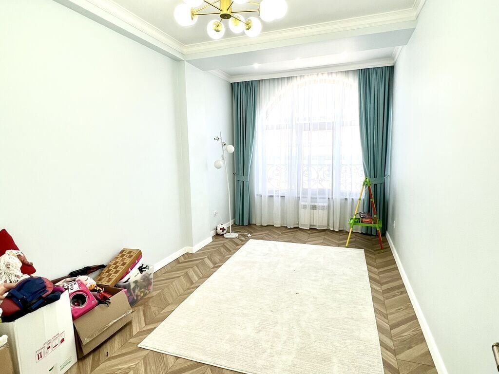3 комнаты, 152 м², Асанбай мкр Элитка, 13 этаж, Евроремонт: фото 4