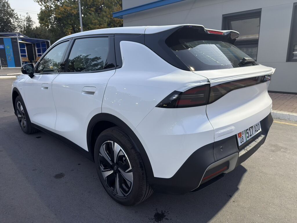 Changan Qiyuan Q05: 2026 г., Автомат, Электромобиль, Кроссовер: фото 4