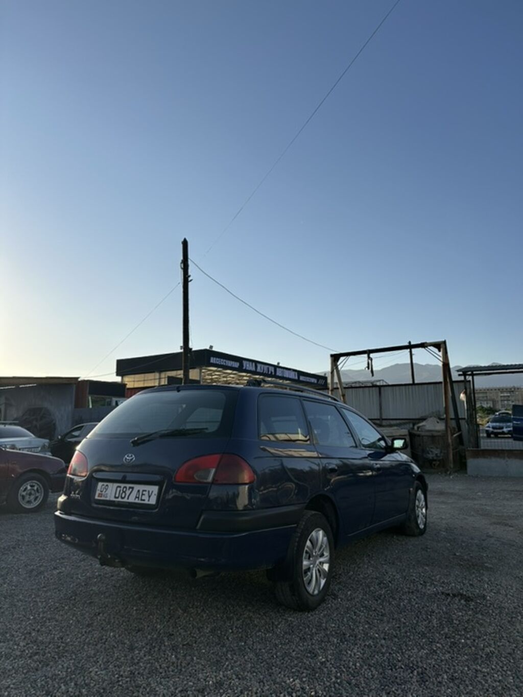 Toyota Avensis: 1998 г., 1.8 л, Механика, Бензин, Универсал: фото 7
