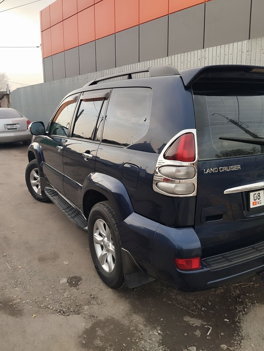 Toyota Land Cruiser Prado: 2006 г., 4 л, Автомат, Газ, Внедорожник: фото 2