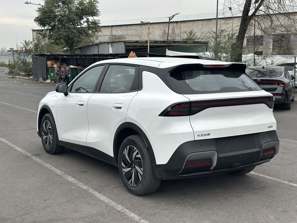 Changan Qiyuan Q05: 2026 г., Электромобиль: фото 6
