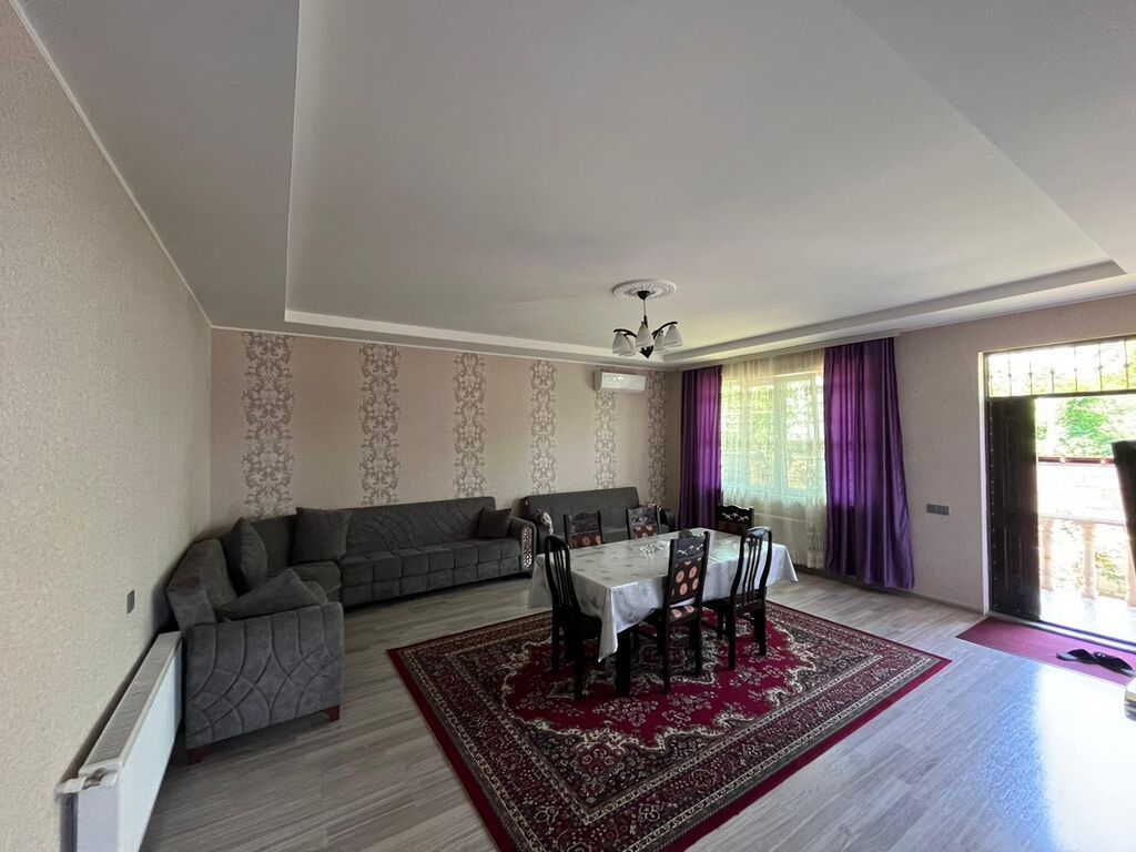 250 kv. m, 3 otaqlı, Kanalizasiya, Kombi, Qaz