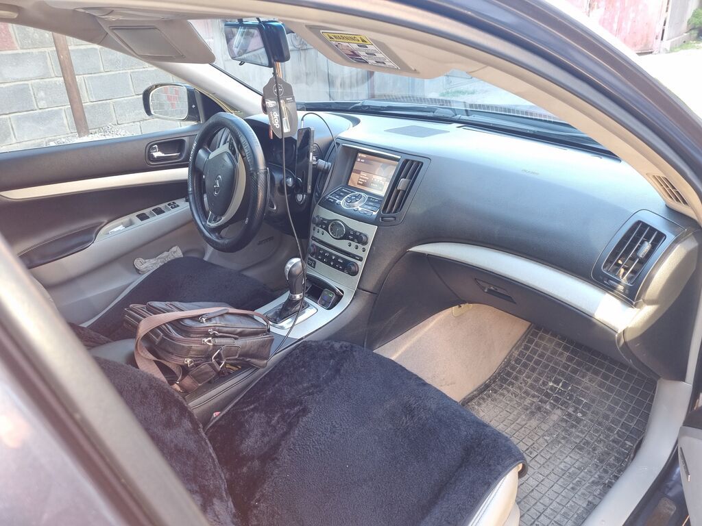Infiniti G35: 2007 г., 3.5 л, Автомат, Бензин, Седан: фото 8