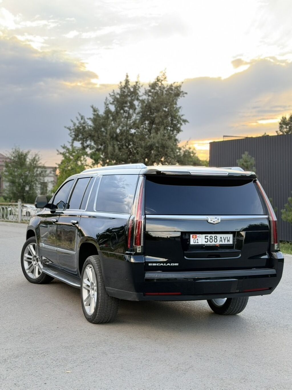 Cadillac Escalade: 2019 г., 6.2 л, Автомат, Бензин, Внедорожник: фото 7