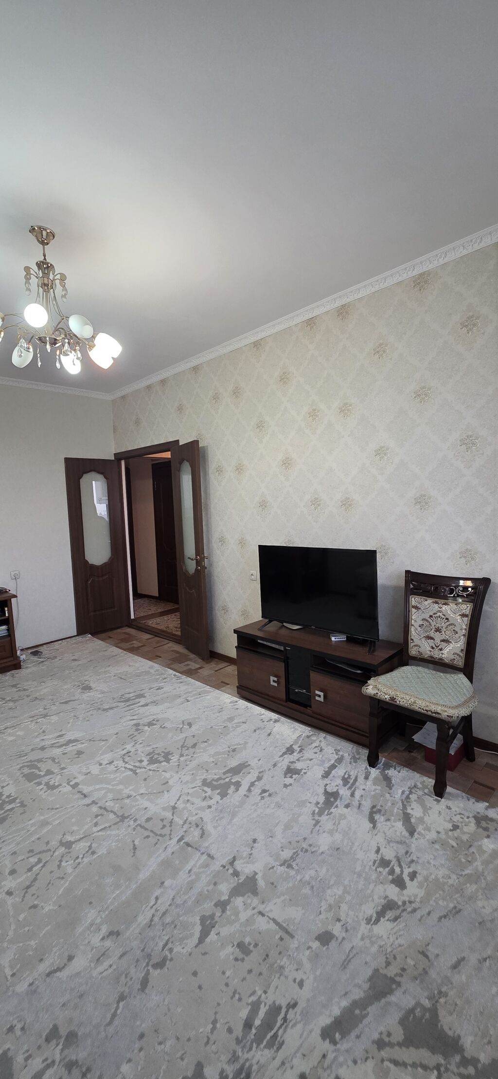 3 комнаты, 70 м², 6 мкр 106 серия, 8 этаж, Свежий ремонт: фото 2