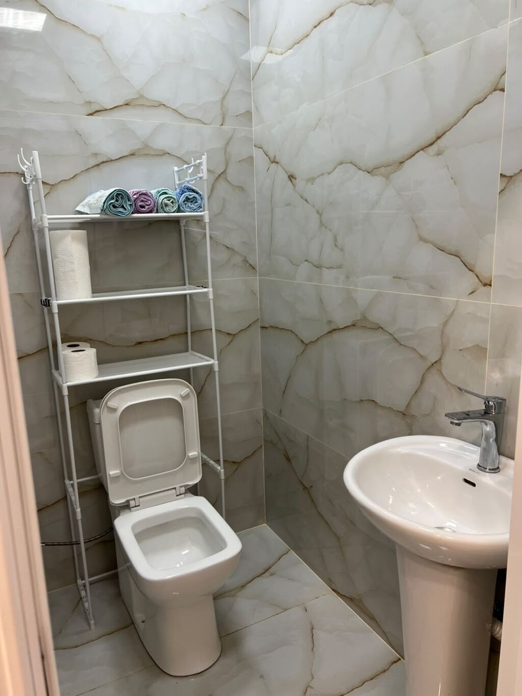 🏡 BAKIXANOV | QARACUXUR – YENİ TİKİLİDƏ 2 OTAQLI TAM ƏŞYALI MƏNZİL 📍
