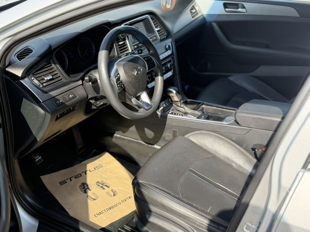 Hyundai Sonata: 2018 г., 2 л, Автомат, Газ, Седан: фото 6