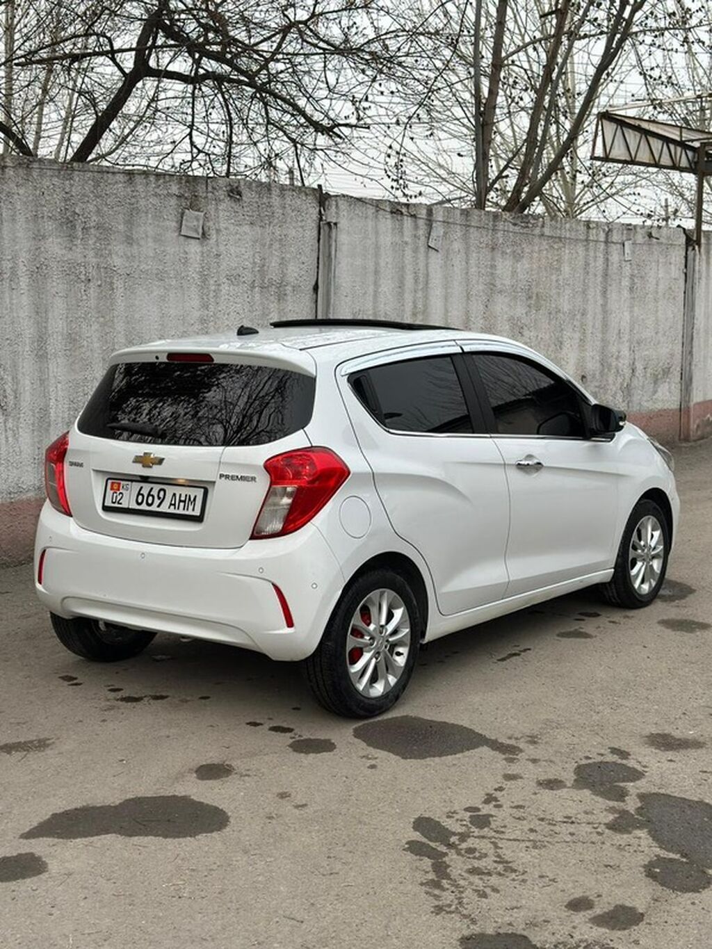 Chevrolet Spark: 2018 г., 1 л, Автомат, Бензин, Хэтчбэк: фото 3