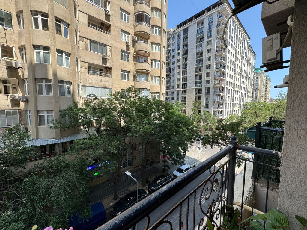 3 otaqlı, Yeni tikili, 116 kv. m