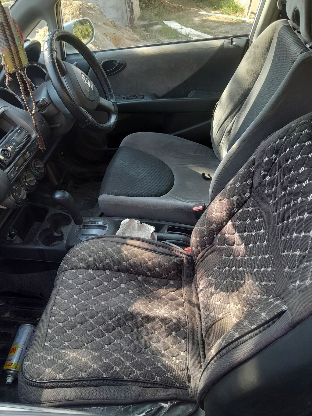 Honda Fit: 2001 г., Вариатор, Бензин, Хэтчбэк: фото 3