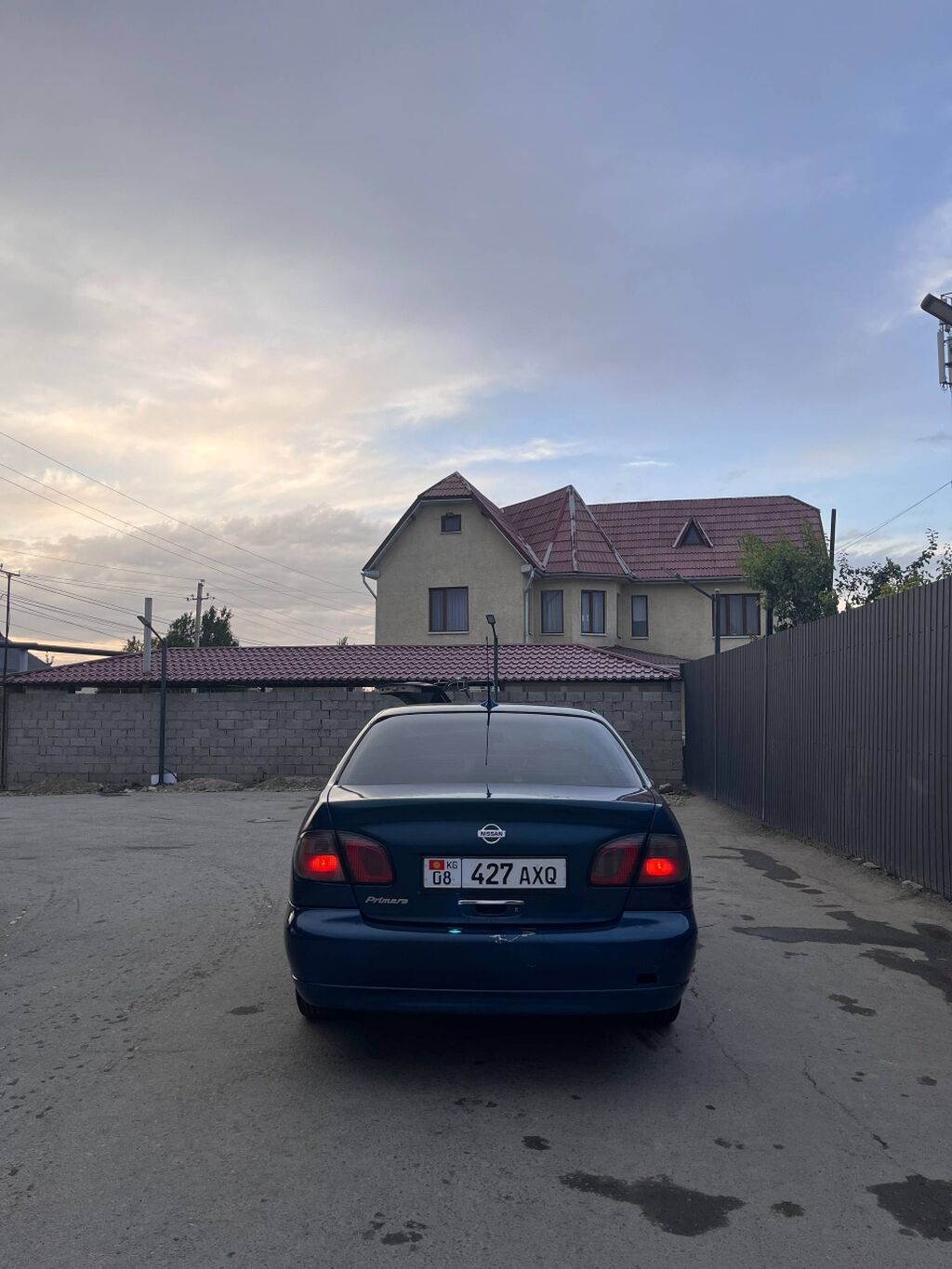 Nissan Primera: 2001 г., 2 л, Механика, Бензин, Седан: фото 4
