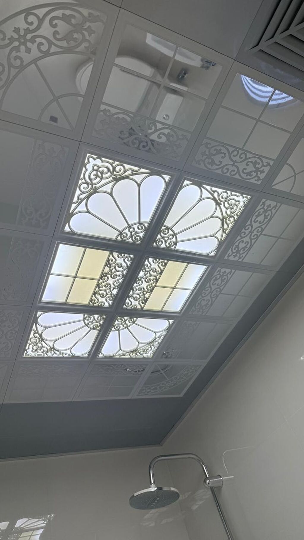 Bakı, 8-ci mikrorayon, 2 otaqlı, Köhnə tikili, m. Azadlıq Prospekti, 65 kv. m