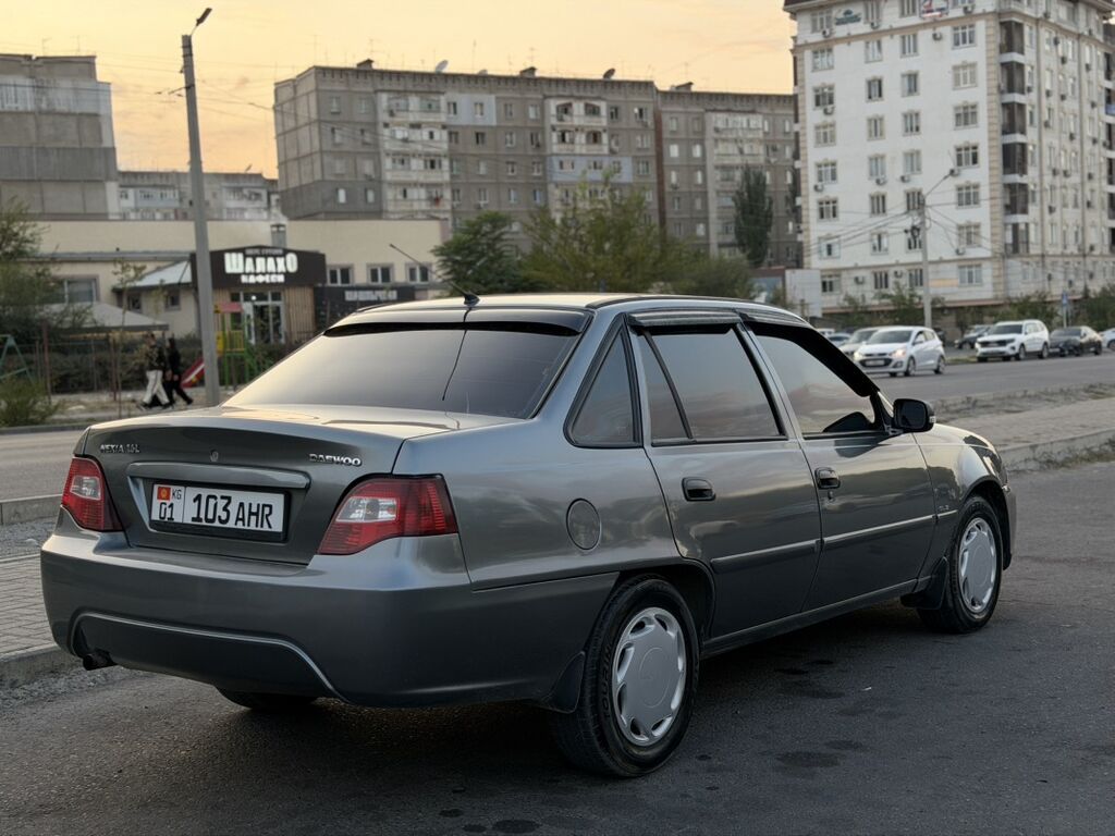 Daewoo Nexia: 2012 г., Механика, Бензин, Седан: фото 7
