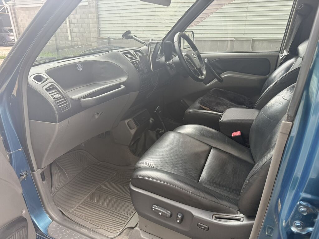 Nissan Mistral: 1995 г., 2.7 л, Автомат, Дизель, Внедорожник: фото 8