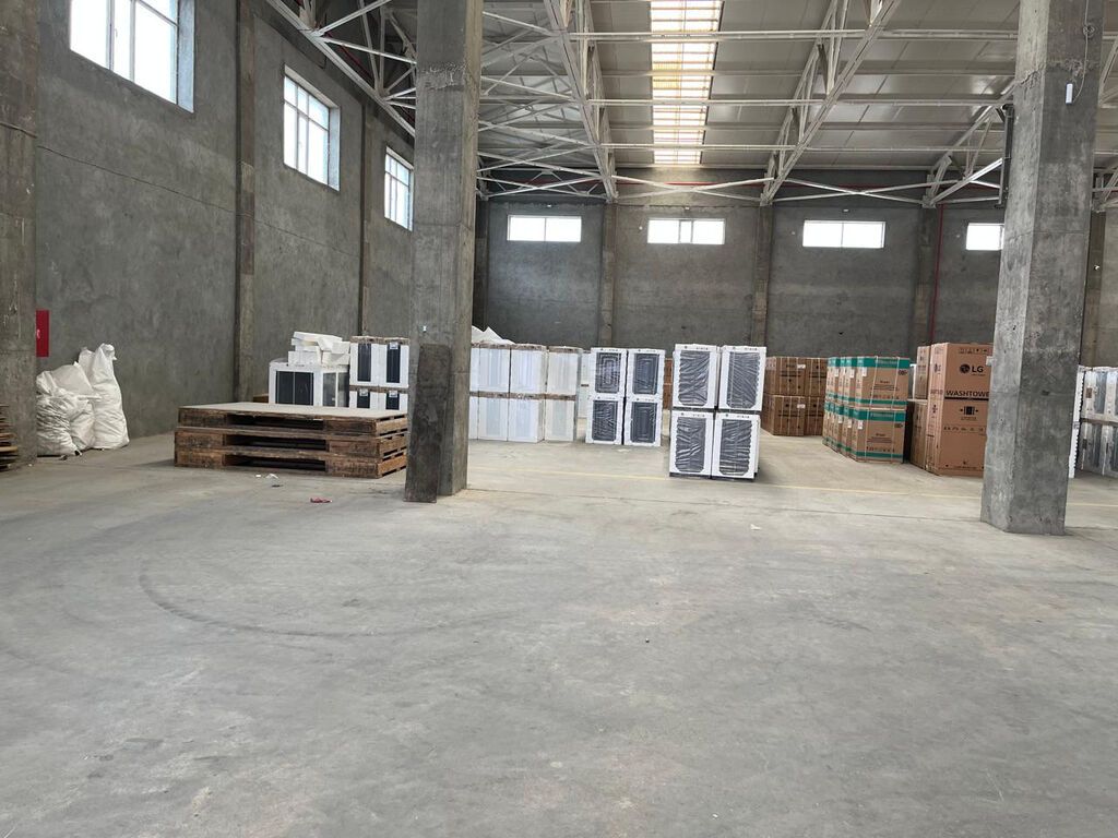 Icarəyə verilir: Müasir anbar kompleksi - Sahə seçimi: 1000 m²-dən 10