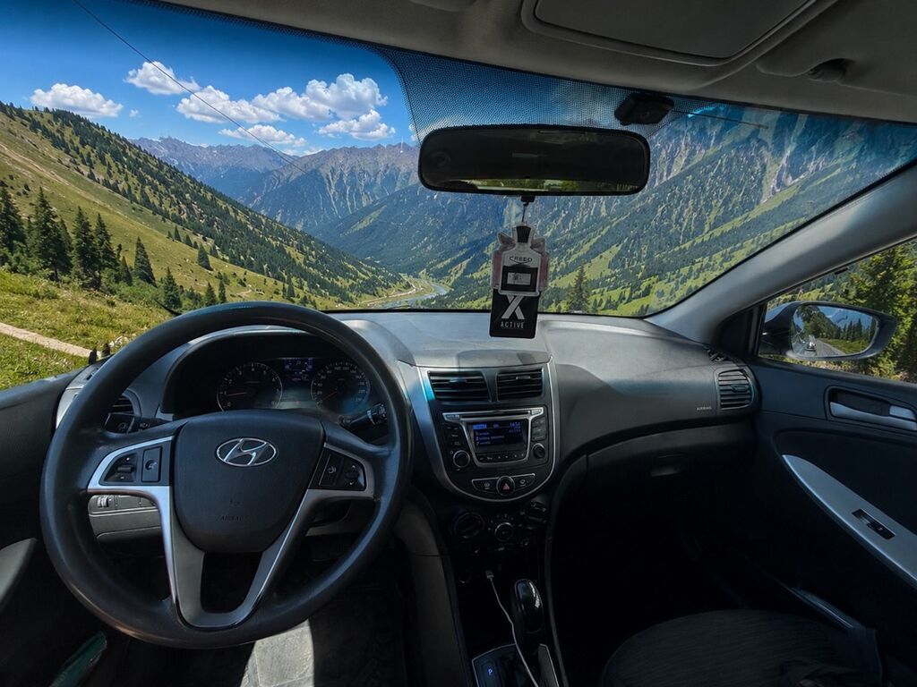 Hyundai Solaris: 2015 г., 1.6 л, Автомат, Бензин, Седан: фото 6