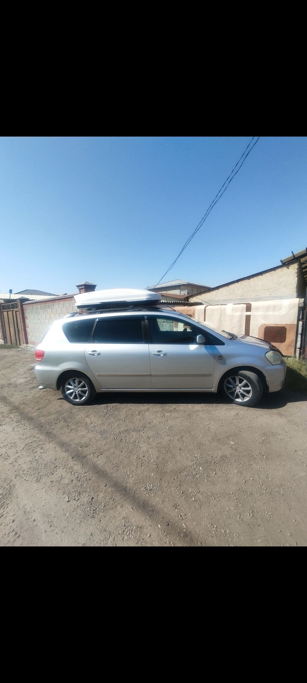 Toyota Avensis Verso, 2002 г., 2 л, автомат, газ-бензин: фото 5