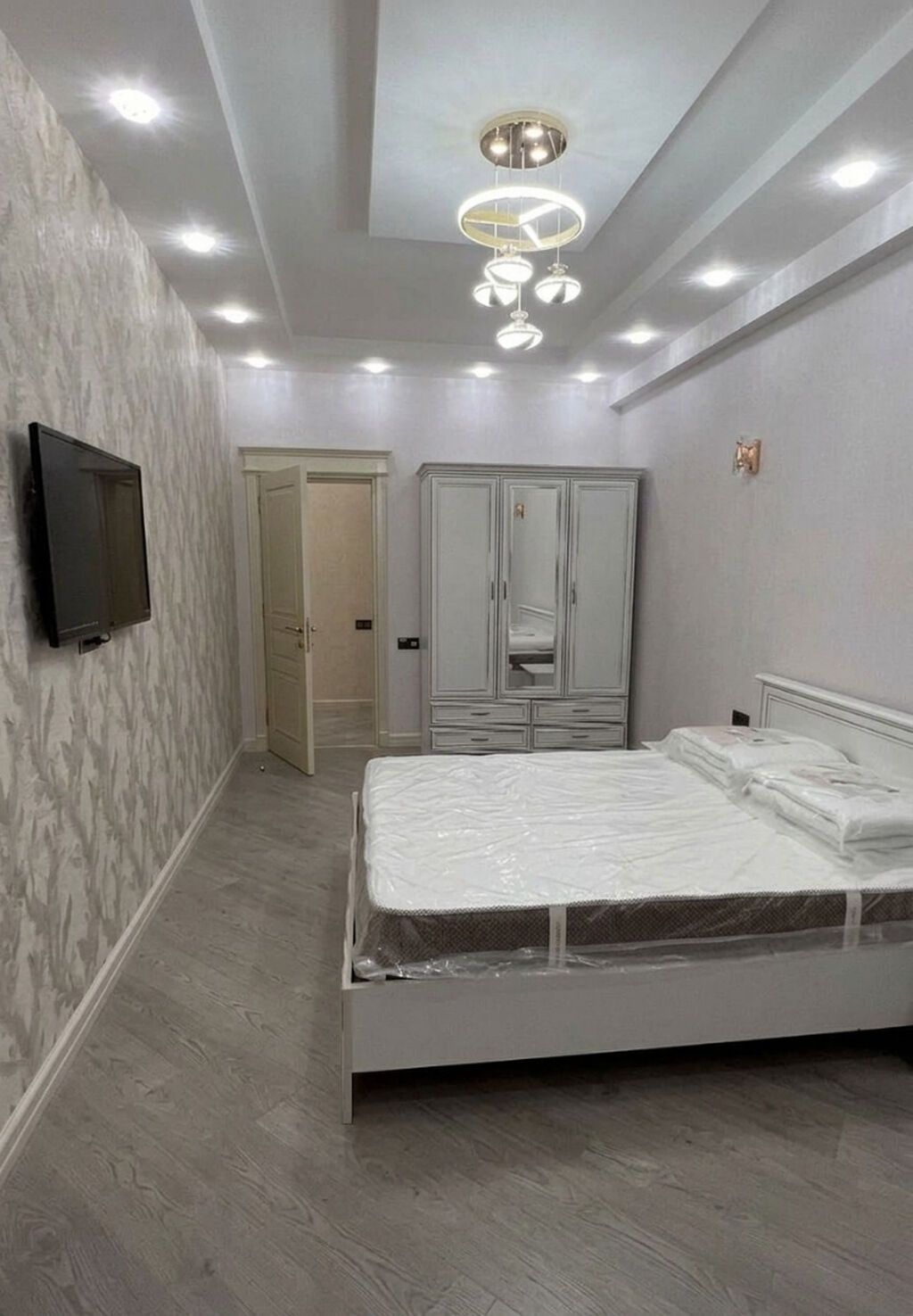 2 otaqlı, Yeni tikili, 94 kv. m