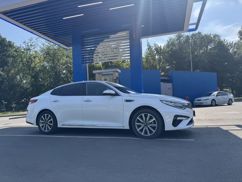 Продам Kia K5 2019, газ, автомат: фото 3