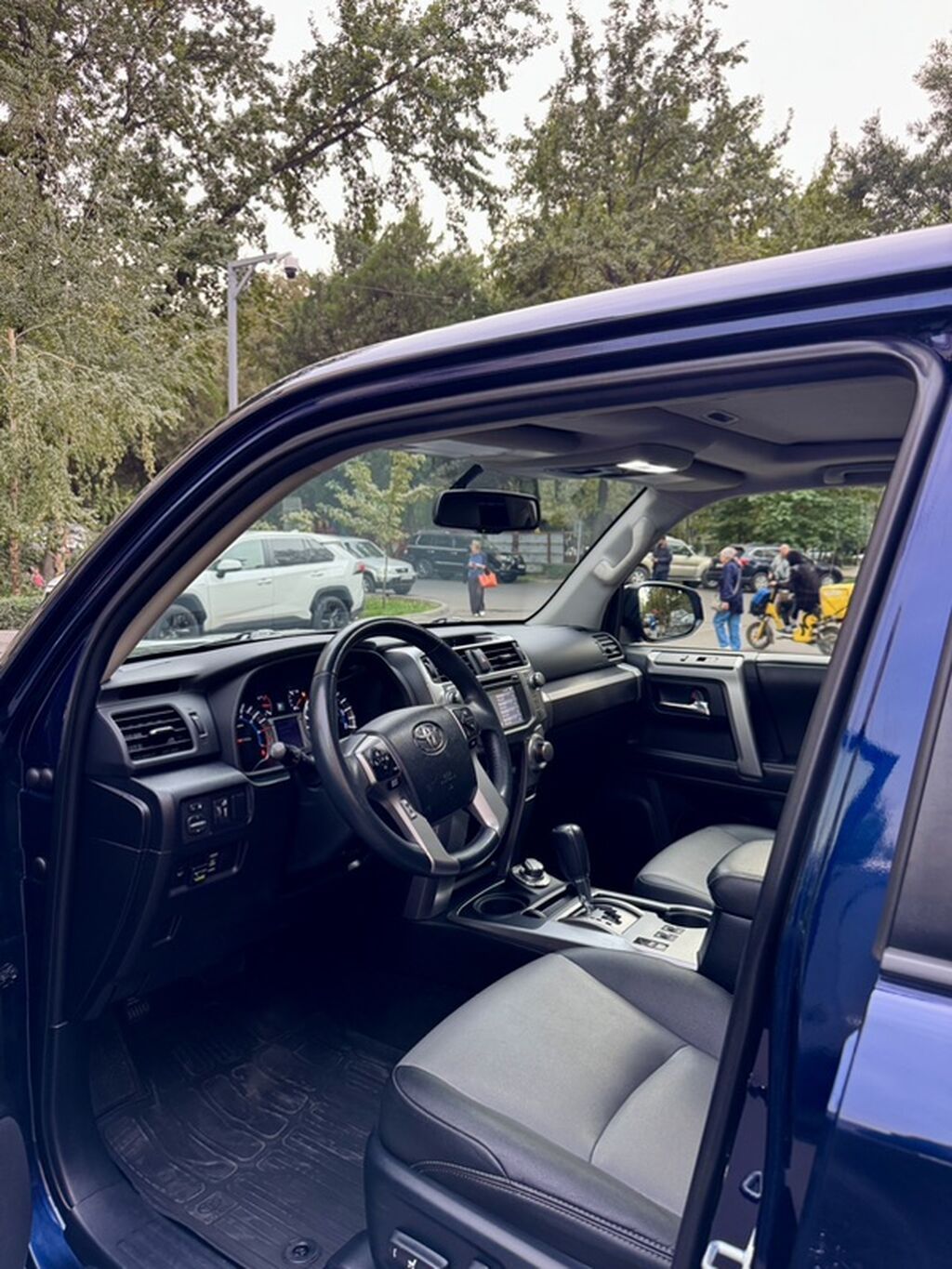 Продам Toyota 4Runner 2019 г., 4 л, автомат, газ: фото 5