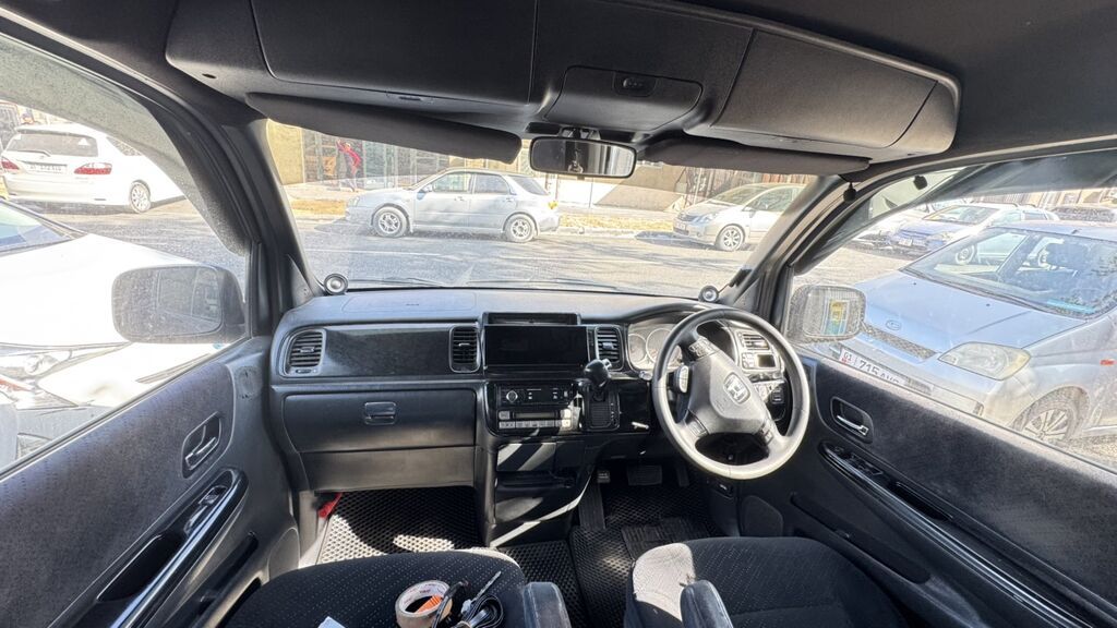 Honda Stepwgn: 2004 г., 2 л, Автомат, Газ, Минивэн: фото 3