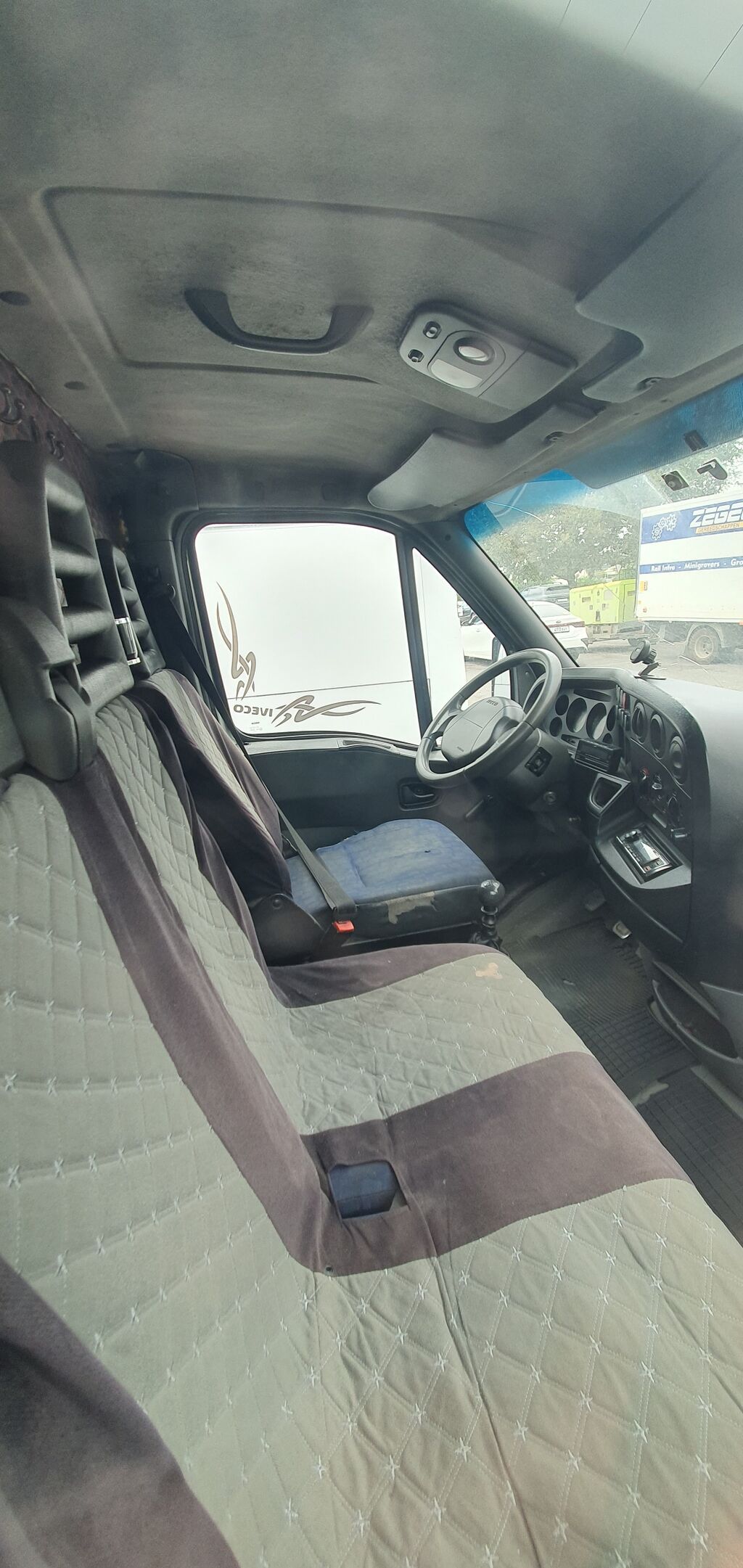 Iveco Daily: 2004 г., 2.8 л, Механика, Дизель, Фургон: фото 5