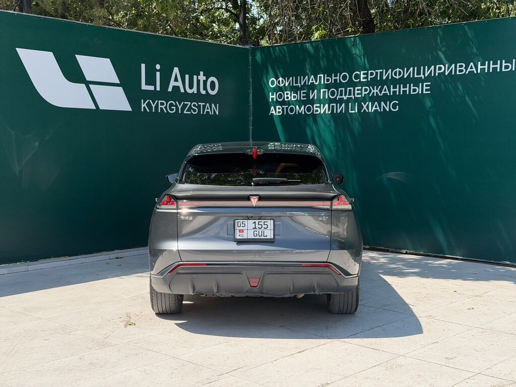 Changan : 2025 г., 1.5 л, Автомат, Электромобиль, Кроссовер: фото 3