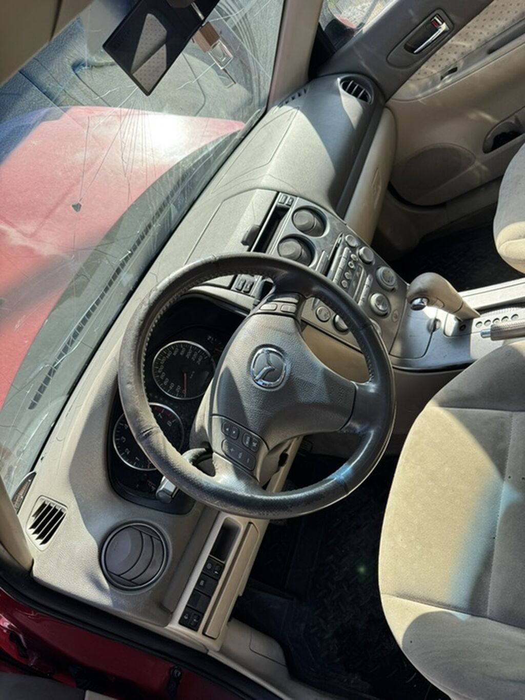 Mazda 6: 2005 г., 2 л, Автомат, Бензин, Седан: фото 7