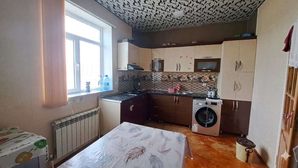 5 otaqlı, Yeni tikili, 82 kv. m