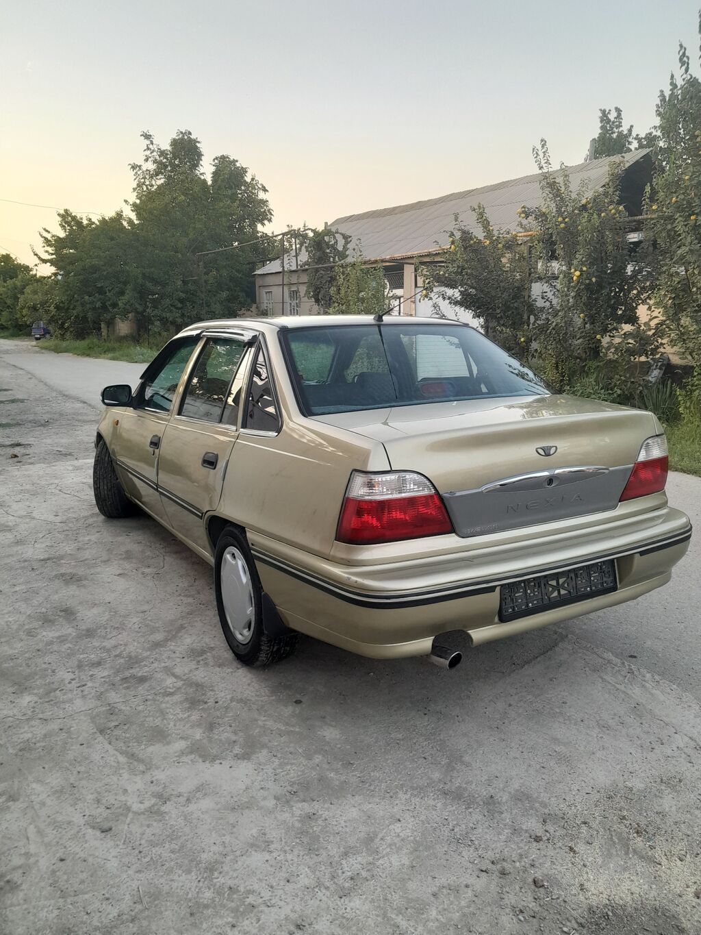 Daewoo Nexia: 2007 г., Седан: фото 4