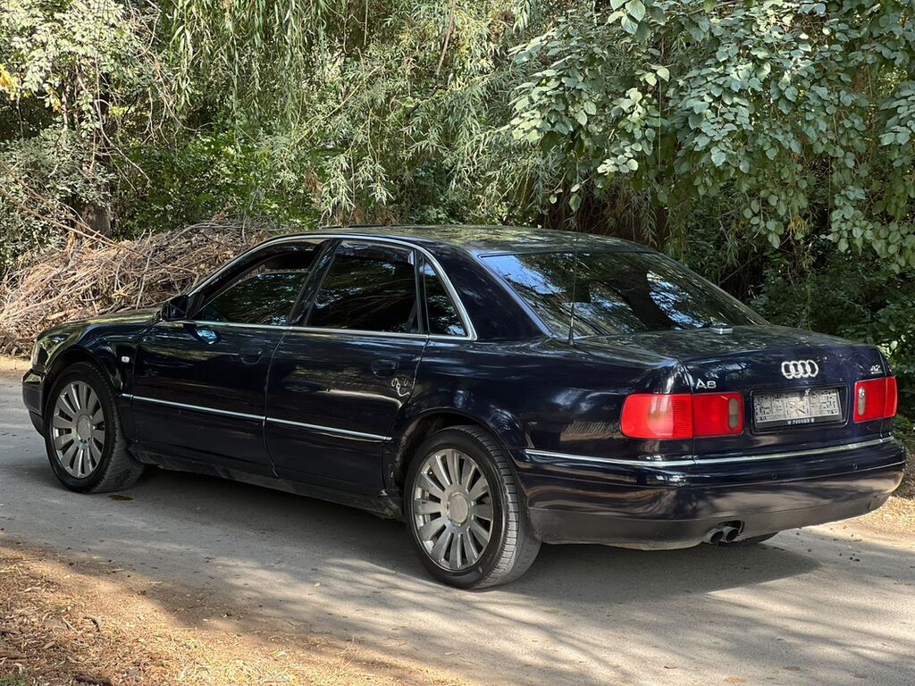Audi A8: 2000 г., 3.7 л, Типтроник, Бензин, Седан: фото 4