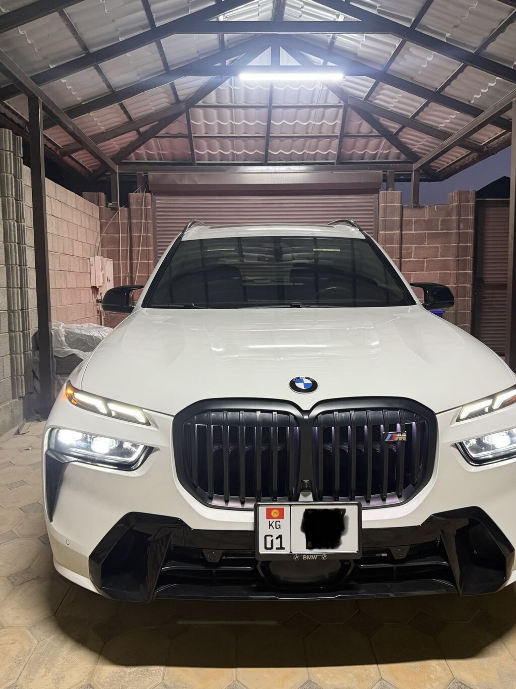 BMW X7: 2022 г., 4.4 л, Автомат, Бензин: фото 3